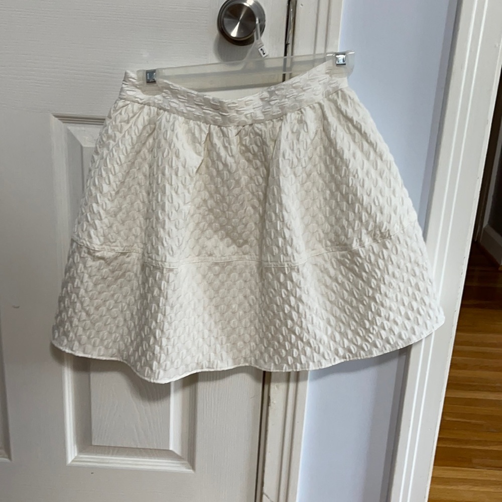 White Express skirt. NWOT. Worn once.